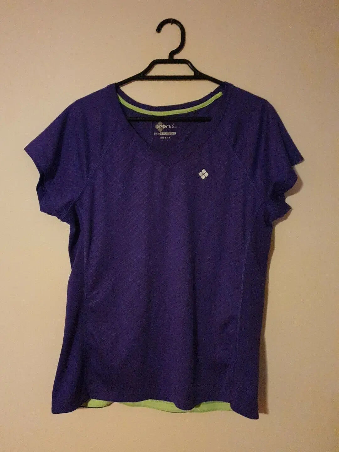 Womens sports tshirt size 14 purple dry performance top stretchy gym 226 - Image #1